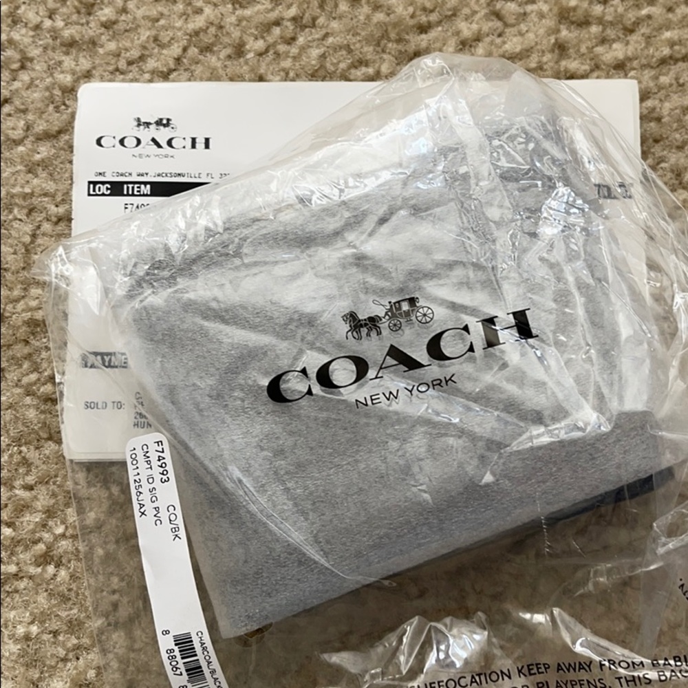 Coach Wallet - Picture 2 of 5